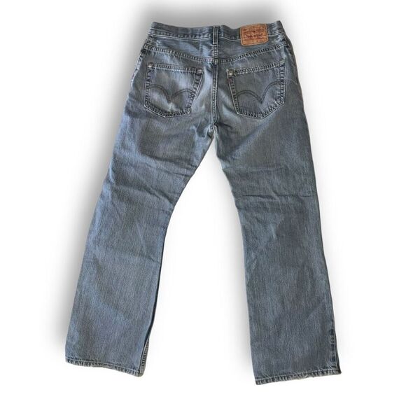 π Leviβs Menβs Light Wash Distressed Bootcut Jeans π₯ Mid Rise | Size M - Picture 3 of 4